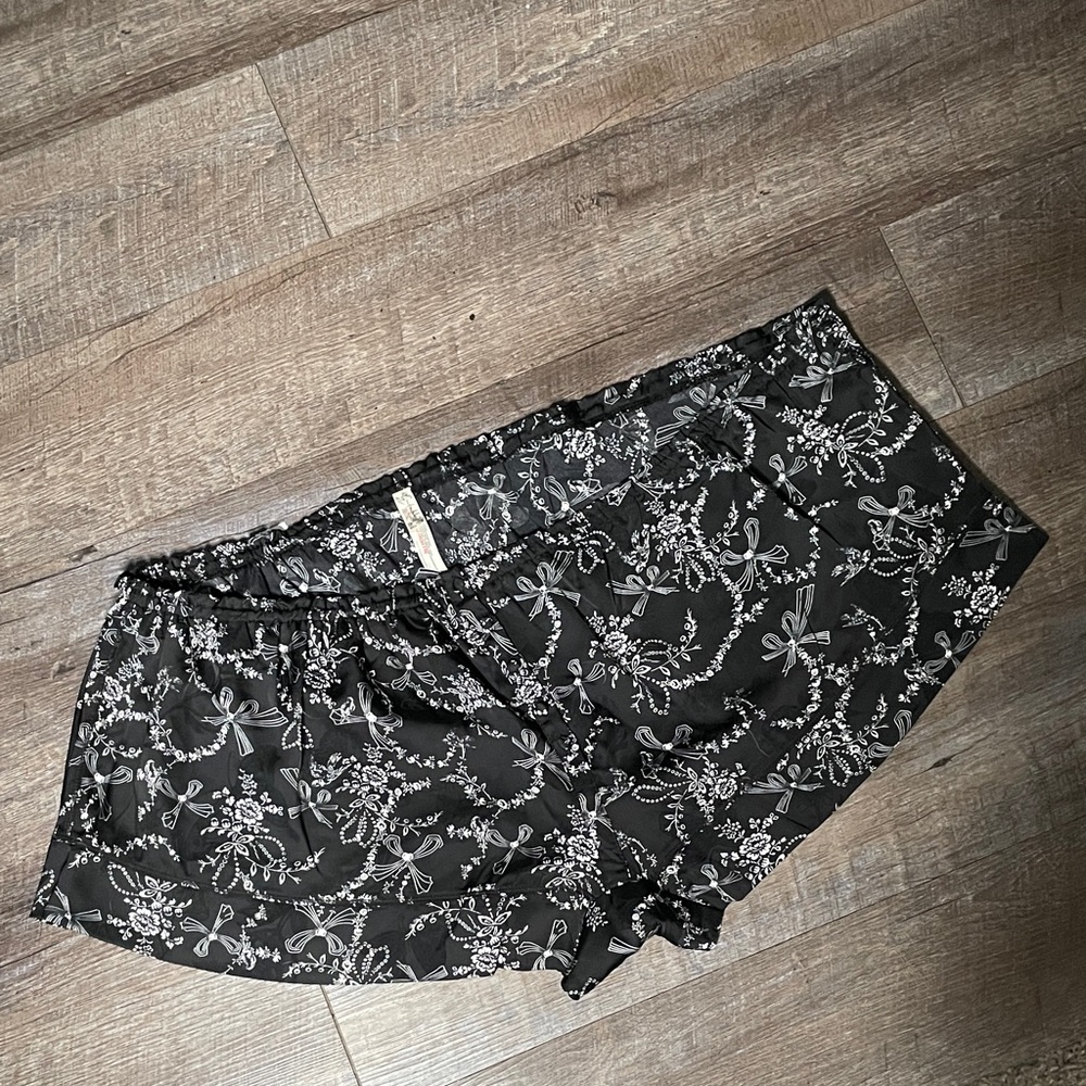 NWT Intimately Free People Floral Bow Print Casual Shorts
